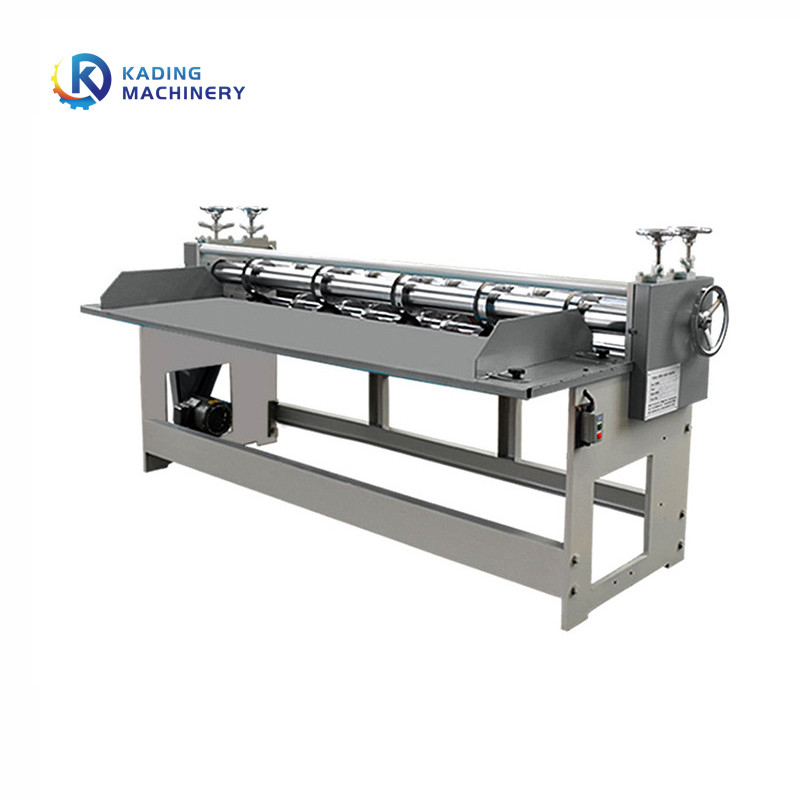 macchina di 250m/Min Thin Blade Slitter Scorer per la fabbricazione del cartone